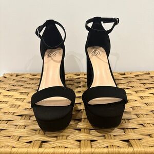 Black velvet heels